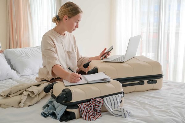 Comment optimiser l'espace dans un bagage à main EasyJet?