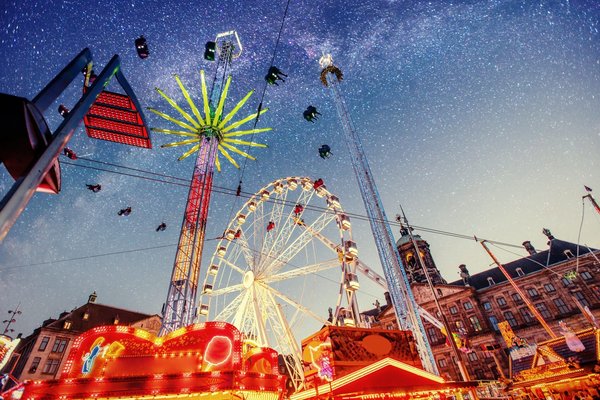 Comment Paris fait pour être le premier espace touristique français ?